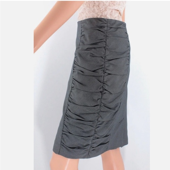 Anthropologie pencil skirt . - Picture 4 of 8